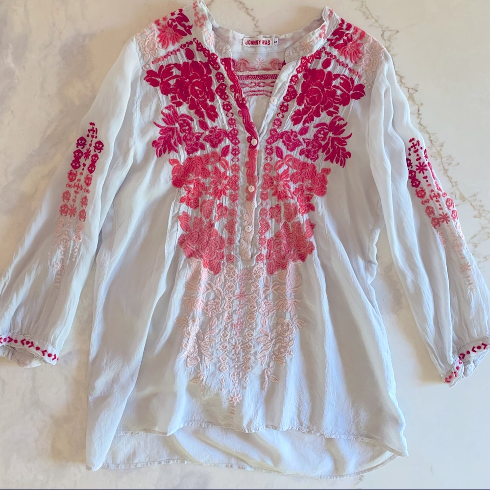 Johnny Was Blouse Light Grey with Coral Embroidery